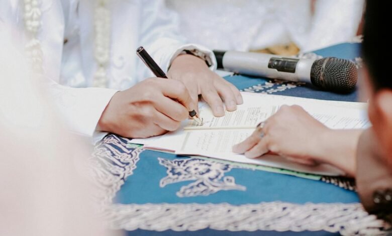 device registry and alerts